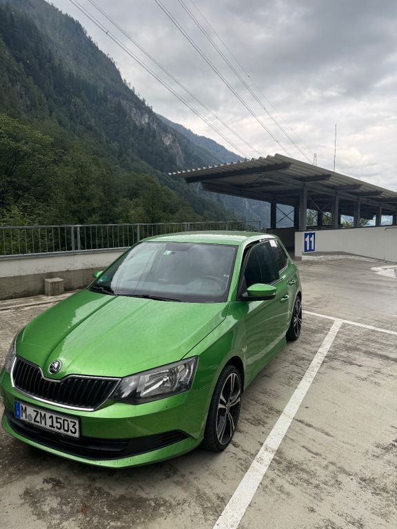 Skoda Fabia 96.469 km 9.000 € München 80807