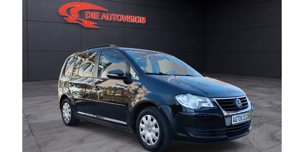 VW Touran 180.000 km 2.499 &euro; Grassbrunn 85630