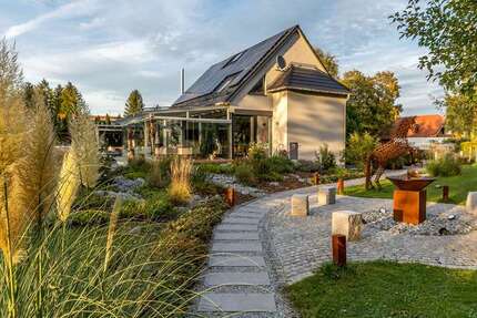 Haus zum Kaufen in München 2.790.000 € 285 m² 6 zimmer