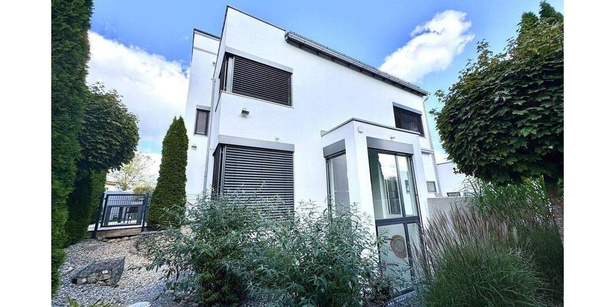 Architektenhaus im Bauhaus-Stil - Modernes Design trifft luxuriöses Wohnen! 7 zimmer