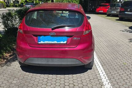 Ford Fiesta 146.000 km 2.500 &euro; Gauting 82131
