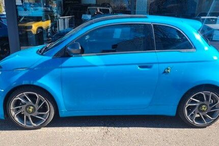 Abarth 500 1.001 km 36.850 &euro; Gröbenzell 82194
