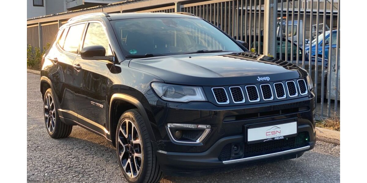 Jeep Compass 94.000 km 14.999 &euro; München 80807