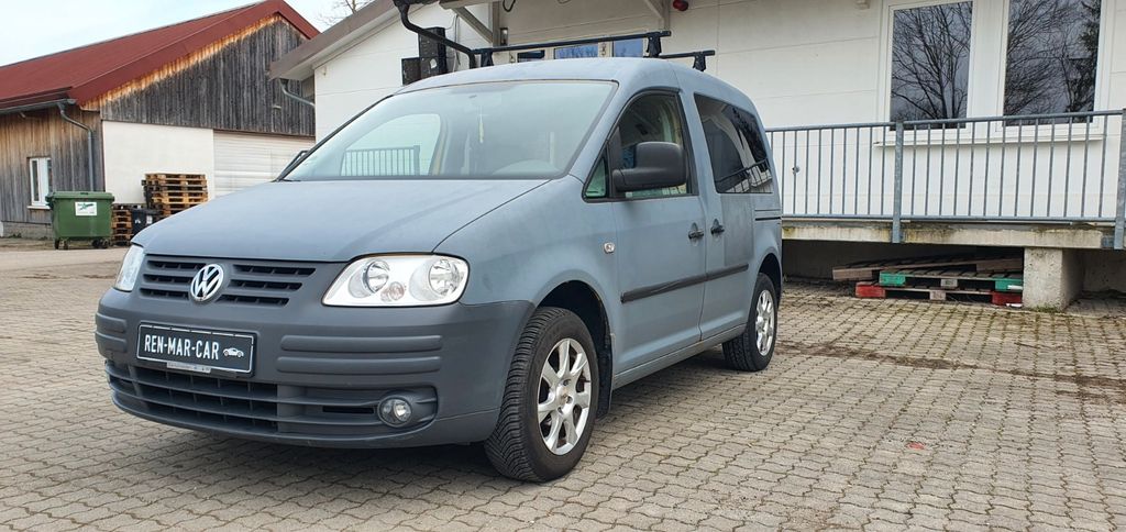 VW Caddy 147.757 km 1.999 &euro; Olching 82140