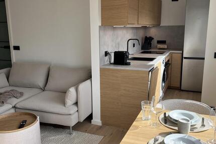 Wohnung München Aubing-Lochhausen-Langwied - 2 Zimmer, 50 m&sup2;, 1.440&euro; | Angebot:26039732