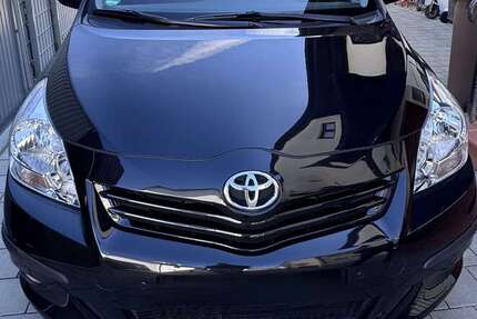 Toyota Verso 92.500 km 9.800 &euro; Oberschleißheim 85764