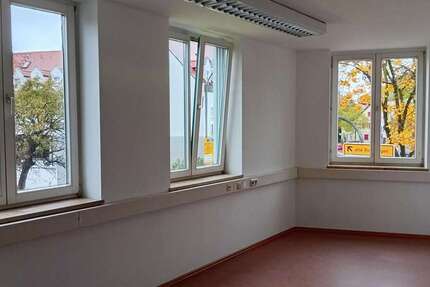 Wohnung zum Mieten in Dachau 1.800 € 118.02 m² 4 zimmer