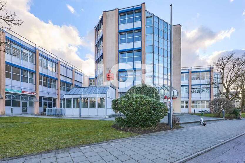 Büro in München 1.750.000 € 614.39 m²