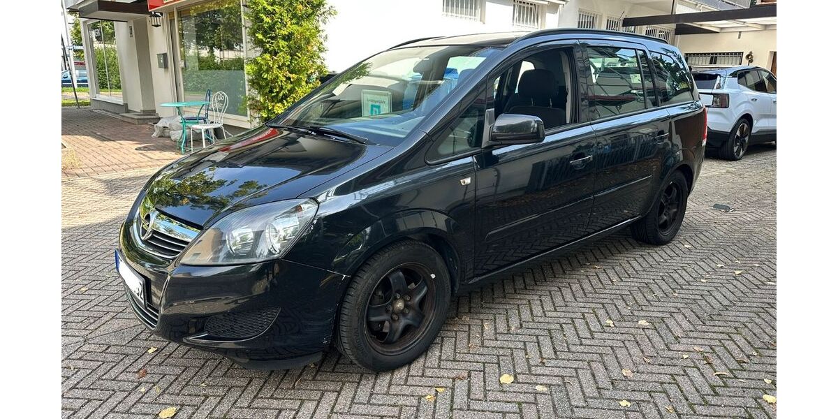 Opel Zafira 159.000 km 3.250 &euro; München 81827