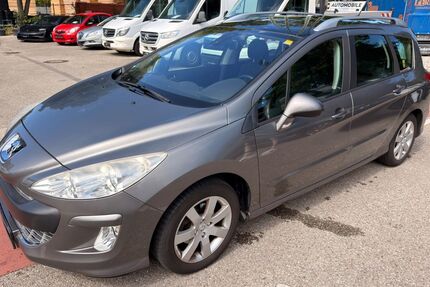 Peugeot 308 161.000 km 2.590 &euro; München 81243