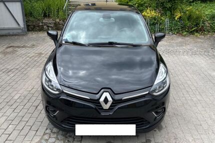 Renault Clio 105.500 km 7.490 &euro; München 81371