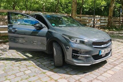 Kia XCeed 85.000 km 18.100 &euro; München 81371