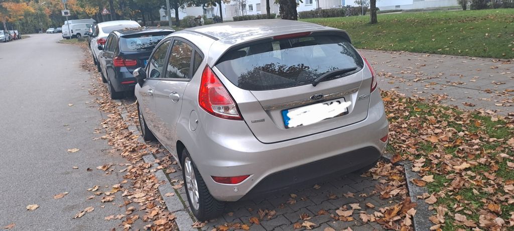 Ford Fiesta 14.500 km 13.300 € München 81829