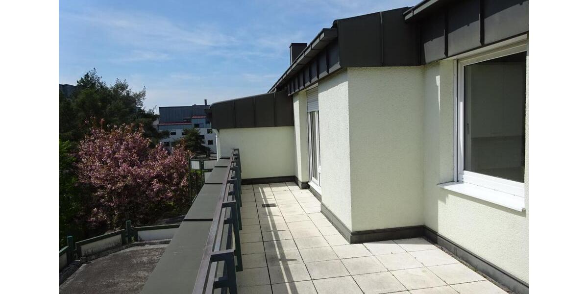 Exklusive Dachterrassen Wohnung, Alno Küche, Bad, TG-Einzelstellp 2 zimmer