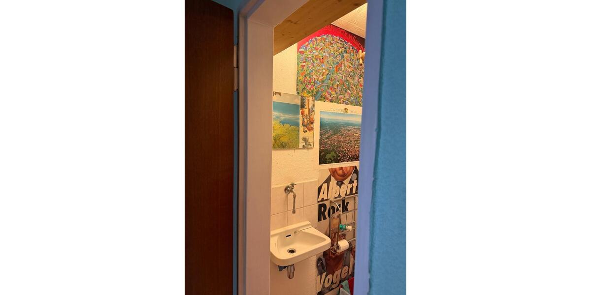 4 Zimmer Wohnung mit Einbauküche und Loggia - 85m² 4 zimmer