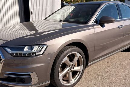 Audi A8 64.000 km 38.900 &euro; München 81243