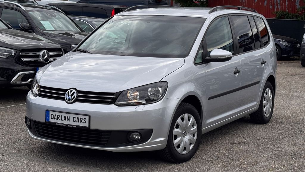 VW Touran 127.000 km 8.490 &euro; München 81243