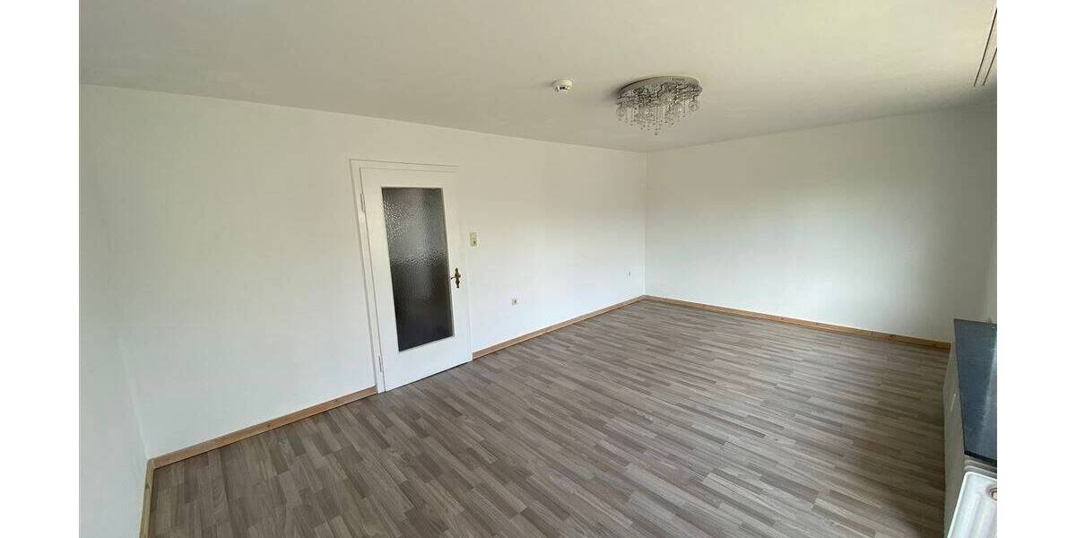 Etagenwohnung Emmering - 2 Zimmer, 100 m&sup2;, 1.190&euro; | Angebot:26291701