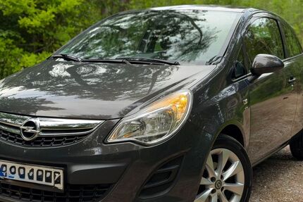 Opel Corsa 93.000 km 5.290 &euro; Sauerlach 82054