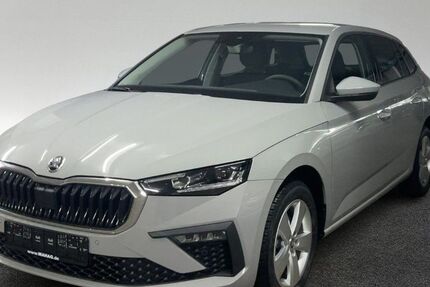 Skoda Scala 8.990 km 26.760 &euro; München 80935