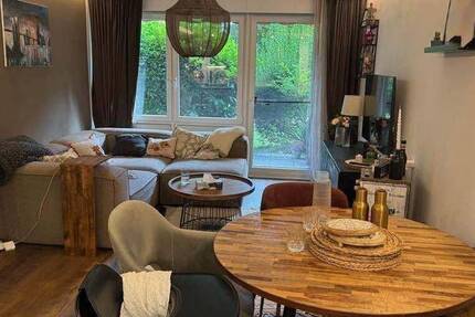 Magazinreif wohnen: Stilvolle Hochparterre-Oase mit Terrasse und stylischer Küche 4 zimmer