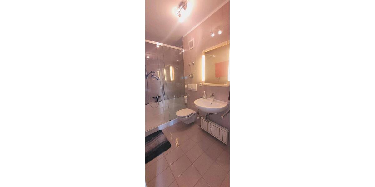 Erdgeschoßwohnung München Bogenhausen - 2 Zimmer, 68 m&sup2;, 555.000&euro; | Angebot:26366382