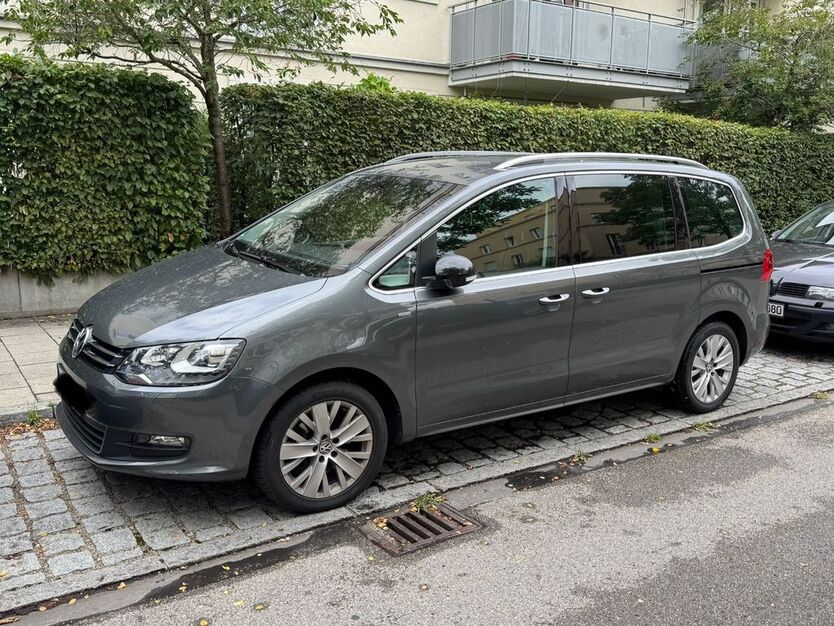 VW Sharan 133.787 km 15.200 € München 80639