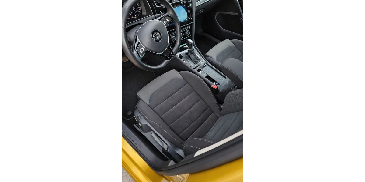 VW Golf 83.500 km 14.600 &euro; Vierkirchen 85256