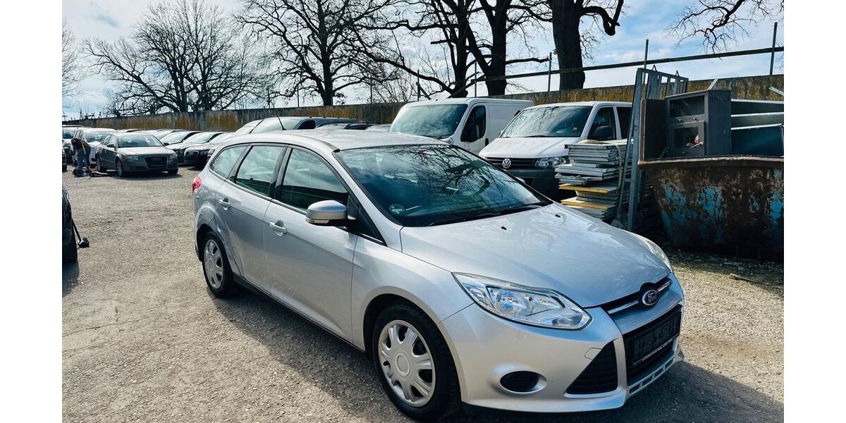 Ford Focus 289.000 km 1.399 € Neufahrn 85375