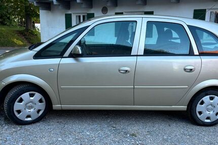 Opel Meriva 139.000 km 3.200 € Assling 85617