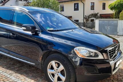 Volvo XC60 301.800 km 6.900 &euro; Seefeld 82229