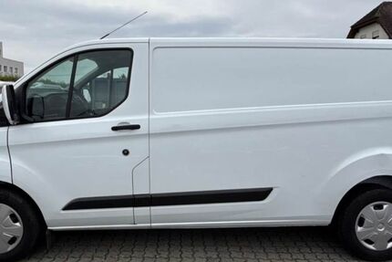 Ford Transit Custom 59.000 km 19.490 &euro; München 81541