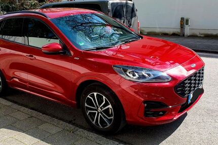 Ford Kuga 17.600 km 19.500 &euro; München 80805