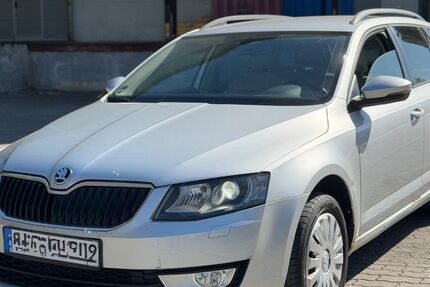 Skoda Octavia 228.000 km 5.500 &euro; Hohenbrunn 85662