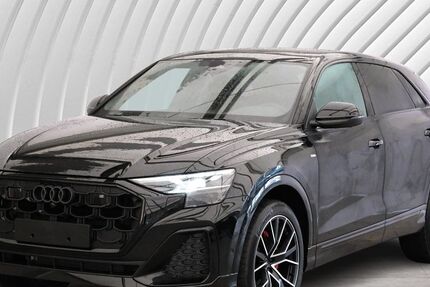 Audi Q8 2.000 km 86.599 &euro; Unterschleißheim 85716