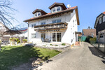 WINDISCH IMMOBILIEN - Attraktives Zweifamilienhaus auf großem Grundstück bietet viele Möglichkeiten - Zweifamilienhaus Gernlinden Gernlinden | Angebot:26447295