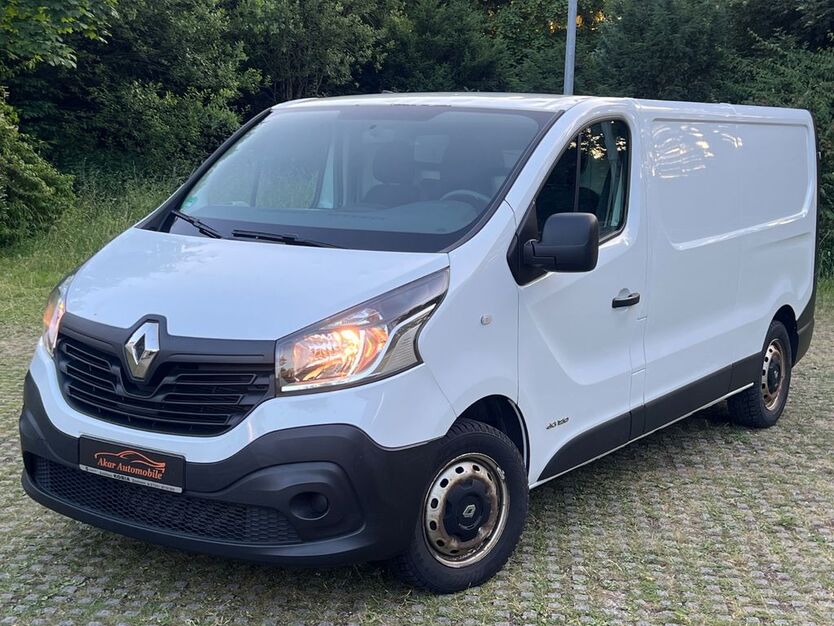 Renault Trafic 137.000 km 9.990 € München 81243