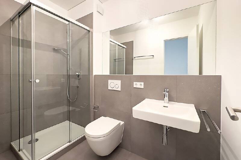 Etagenwohnung München Thalk.Obersendl.-Forsten-Fürstenr.-Solln - 6 Zimmer, 200 m&sup2;, 4.900&euro; | Angebot:26202196