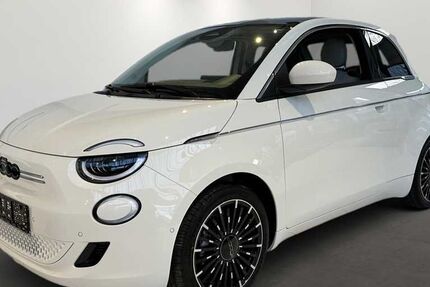 Fiat 500e 9.000 km 25.990 &euro; München 81249