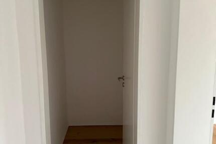 Wohnung Gröbenzell - 3 Zimmer, 82 m&sup2;, 560.000&euro; | Angebot:23525214
