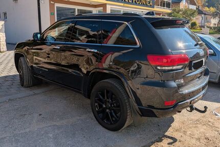 Jeep Grand Cherokee 128.000 km 20.700 &euro; München 81737