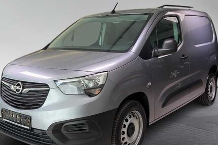 Opel Combo 62.000 km 16.890 &euro; München 80339