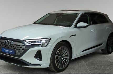 Audi Q8 e-tron 34.700 km 52.449 &euro; München 81476