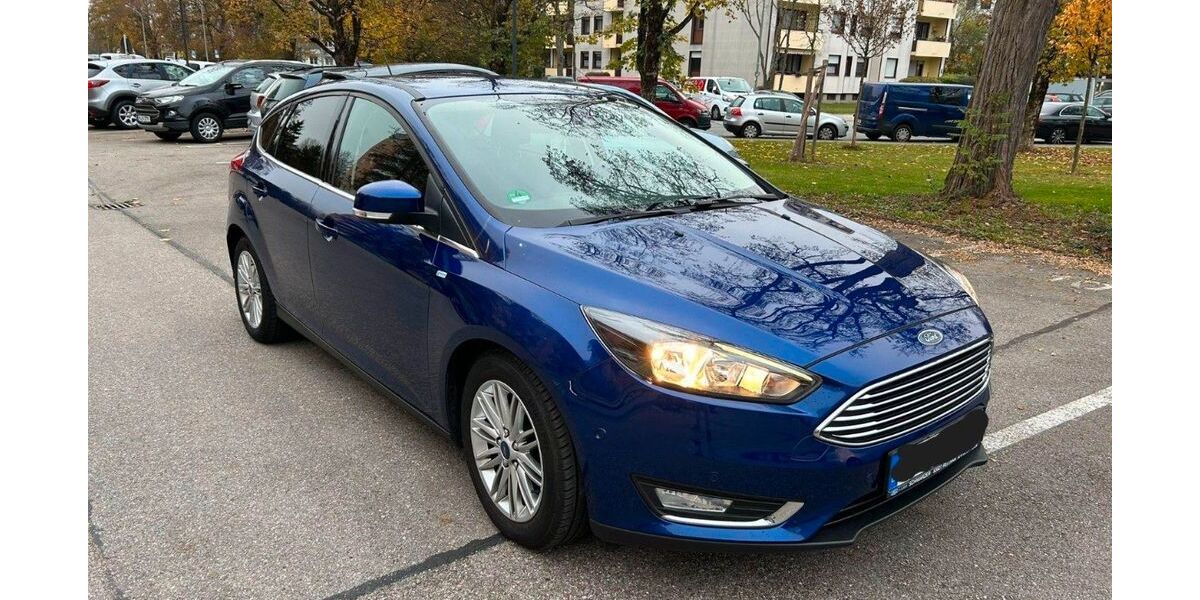 Ford Focus 81.000 km 8.750 &euro; München 81677