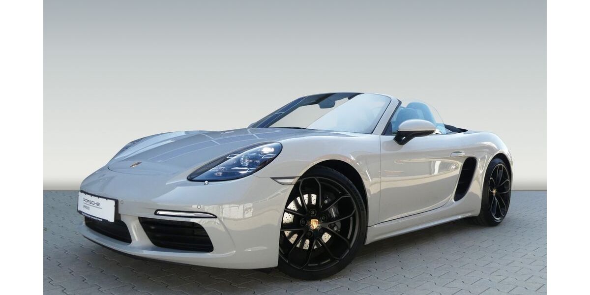 Porsche Boxster 22.700 km 82.900 &euro; Gilching 82205
