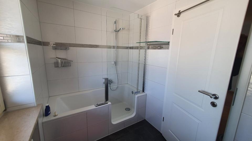 Etagenwohnung Holzkirchen - 3 Zimmer, 84 m&sup2;, 1.100&euro; | Angebot:25639208