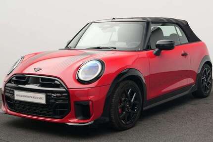 Mini John Cooper Works Cabrio 11.180 km 45.652 &euro; München 80788