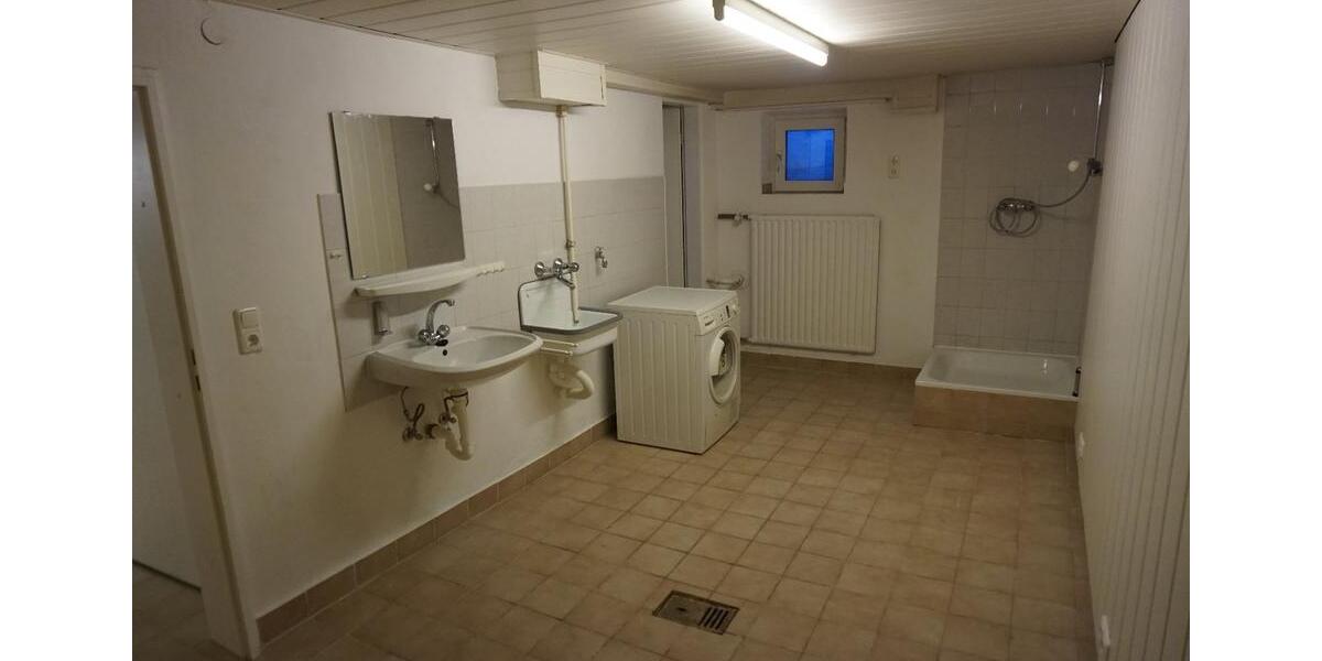 Etagenwohnung München Aubing-Lochhausen-Langwied - 5 Zimmer, 108 m&sup2;, 2.300&euro; | Angebot:24654323