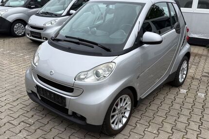 Smart ForTwo 166.044 km 2.990 € München 81243