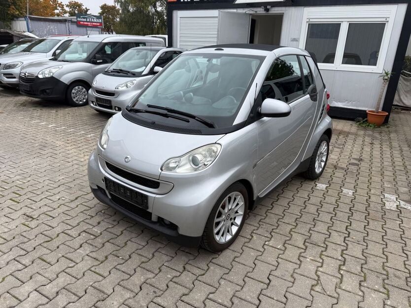 Smart ForTwo 166.044 km 2.990 € München 81243